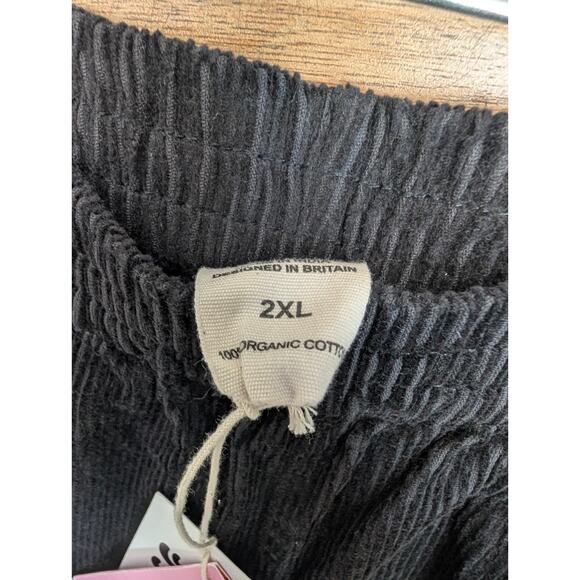 Lucy & Yak Black Chinos - Picture 3 of 4